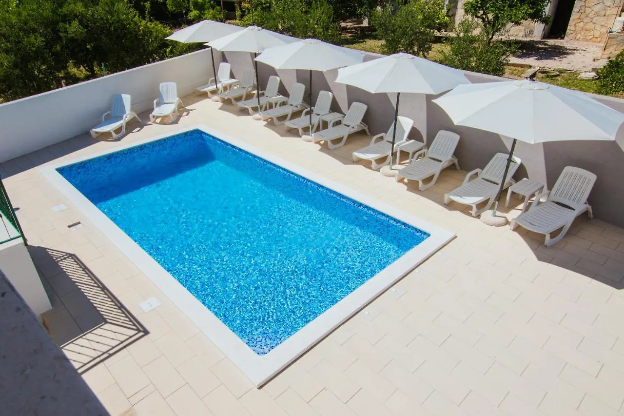 Apartments M Seget Vranjica