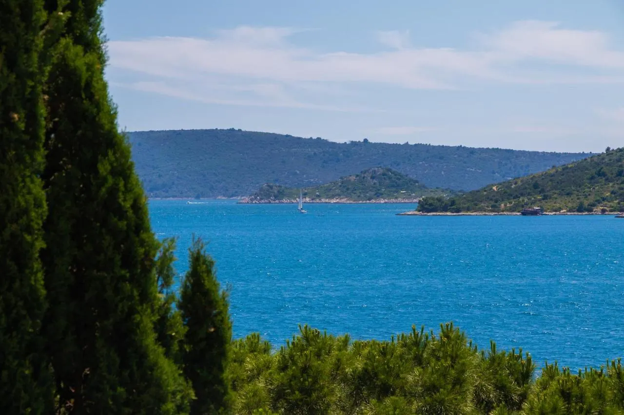 Apartments M Seget Vranjica