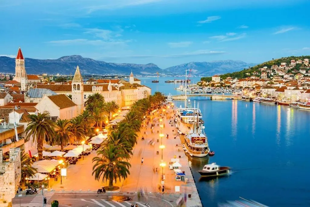 Apartments M Seget Vranjica Croatia