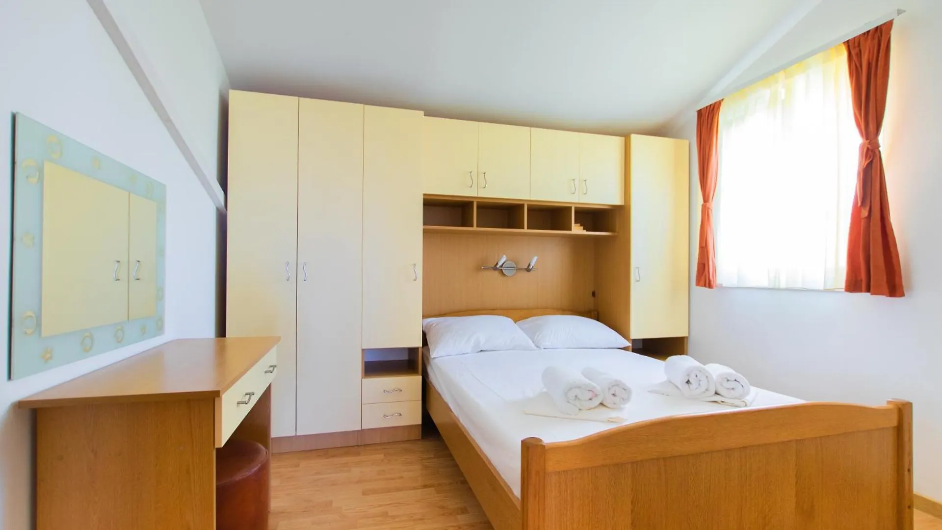 Apartments M Seget Vranjica